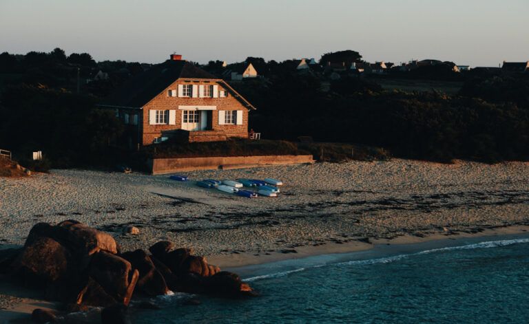 Roof Built for Coastal Living