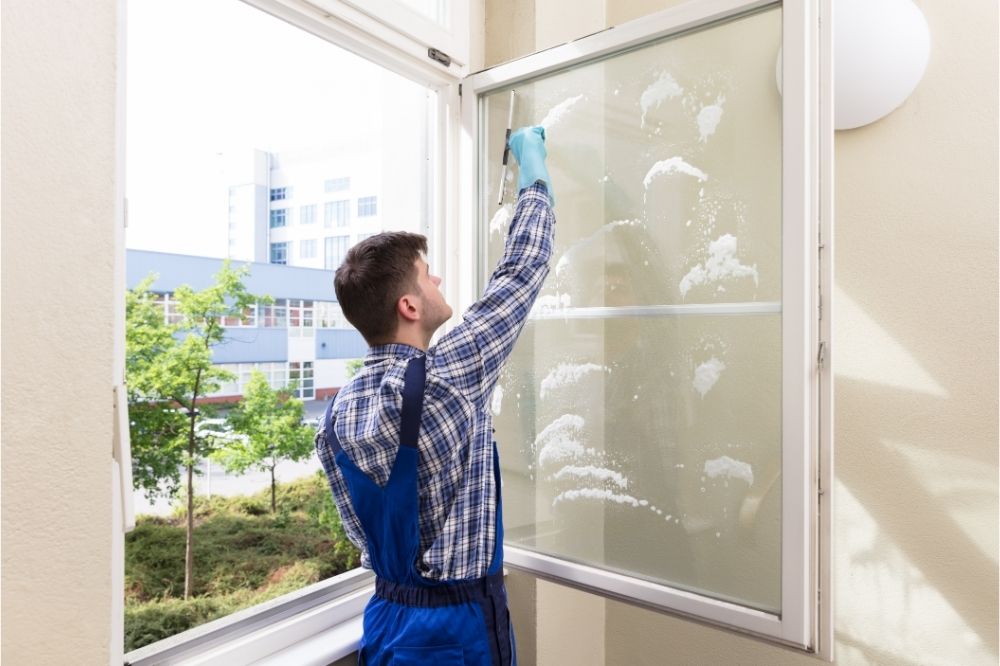 Regular Cleaning of Glass Window
