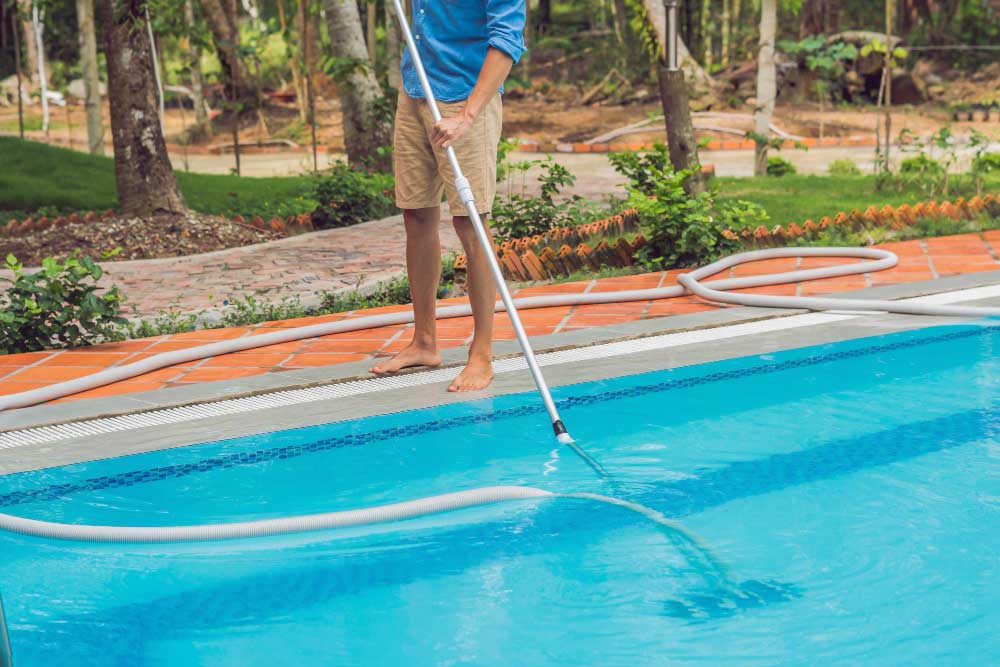 Clean the Pool Before Closing