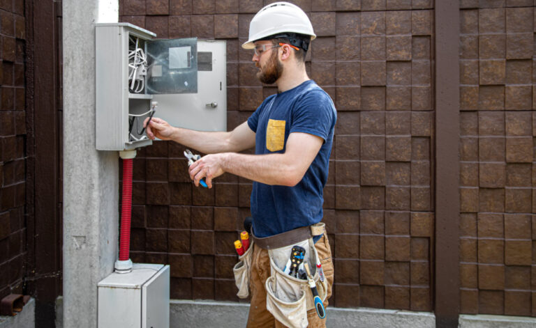Electrical Warning Signs in Your Home