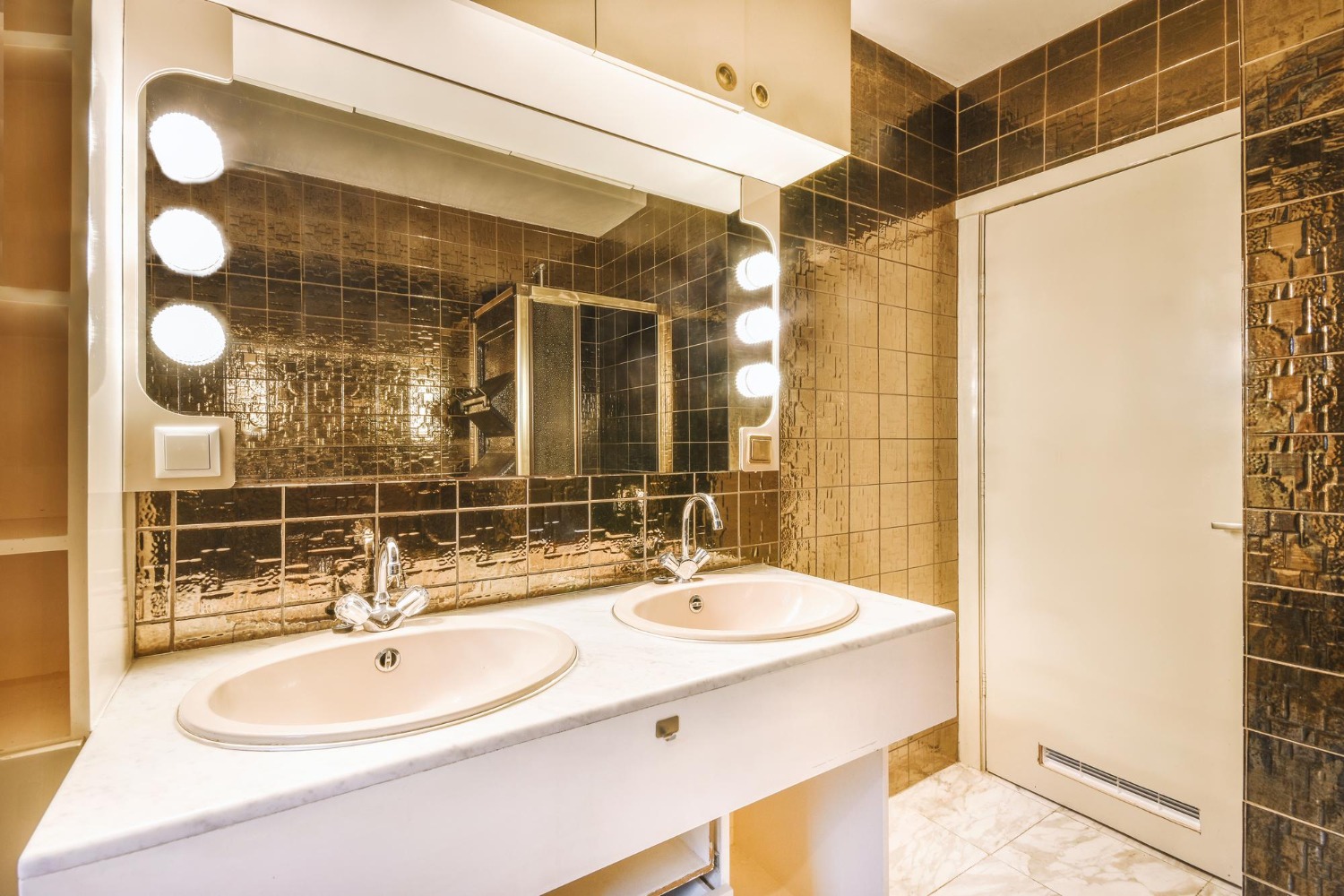 Hollywood Mirror Lights