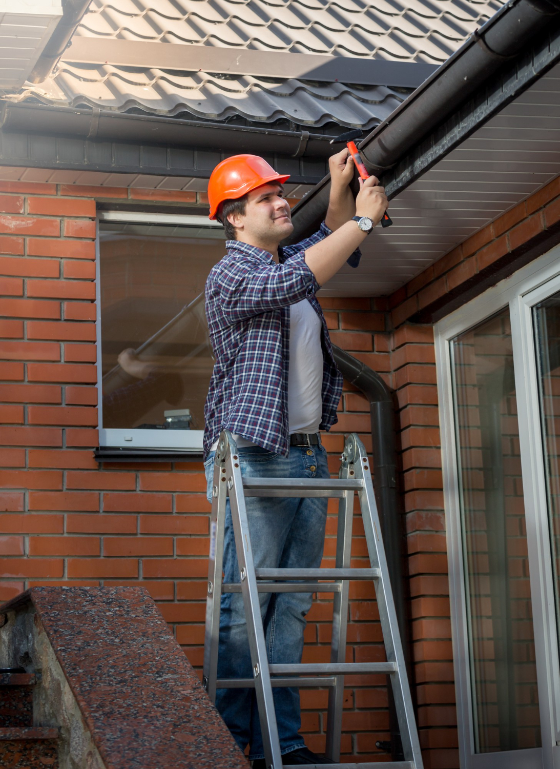 Choose Licensed & Insured Gutter Installation Company